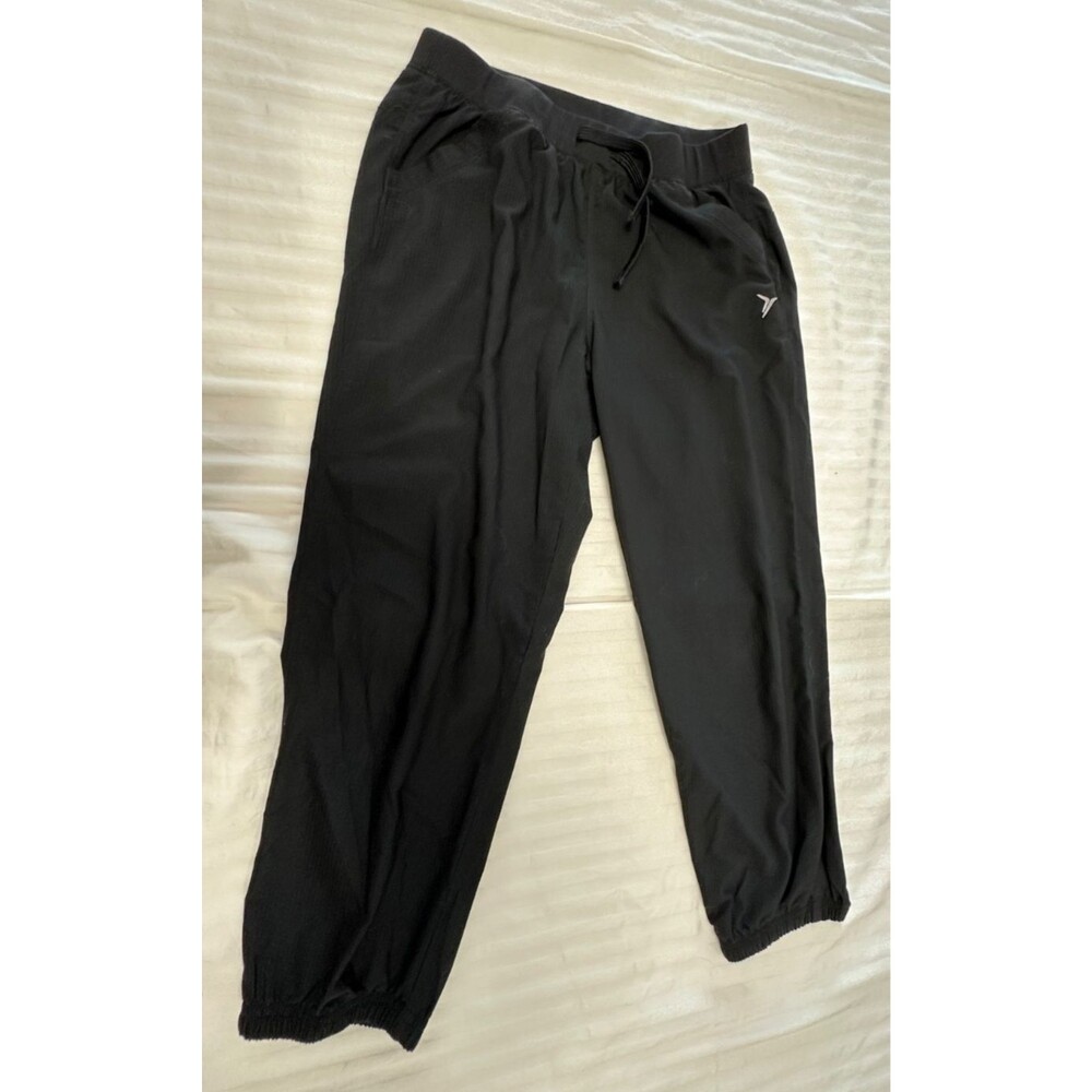 OLD NAVY GIRLS ATHLETIC CAPRIS PANTS SIZE L 10/12